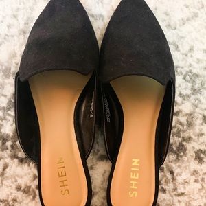 Pointed toe flats - NEVER WORN